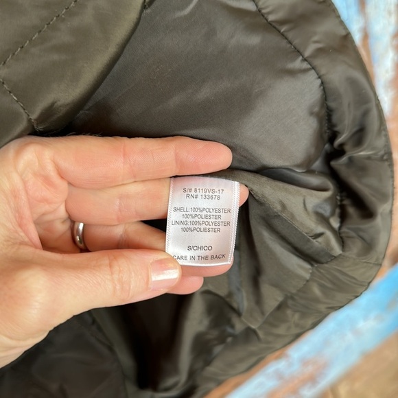 Love Tree Brown Hooded Quilted Puffer Vest Size Small - Picture 4 of 8